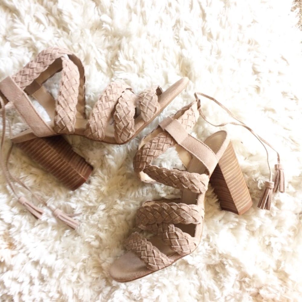 ✨ HP✨BCBGENERATION
LEDINA SANDAL✨ - Picture 3 of 3